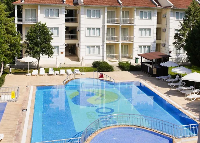 Airport Club Onat Garden Tatil Koeyue Aparthotel