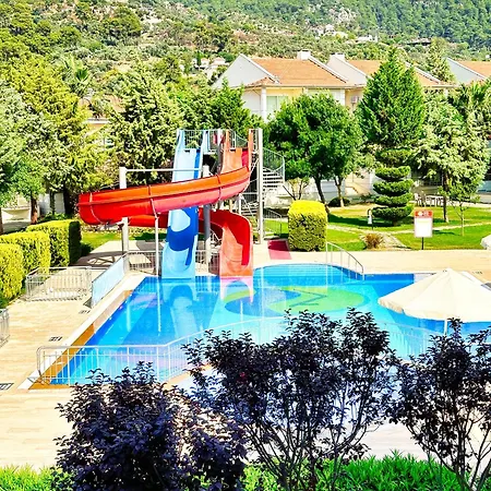 Airport Club Onat Garden Tatil Koeyue ダラマン